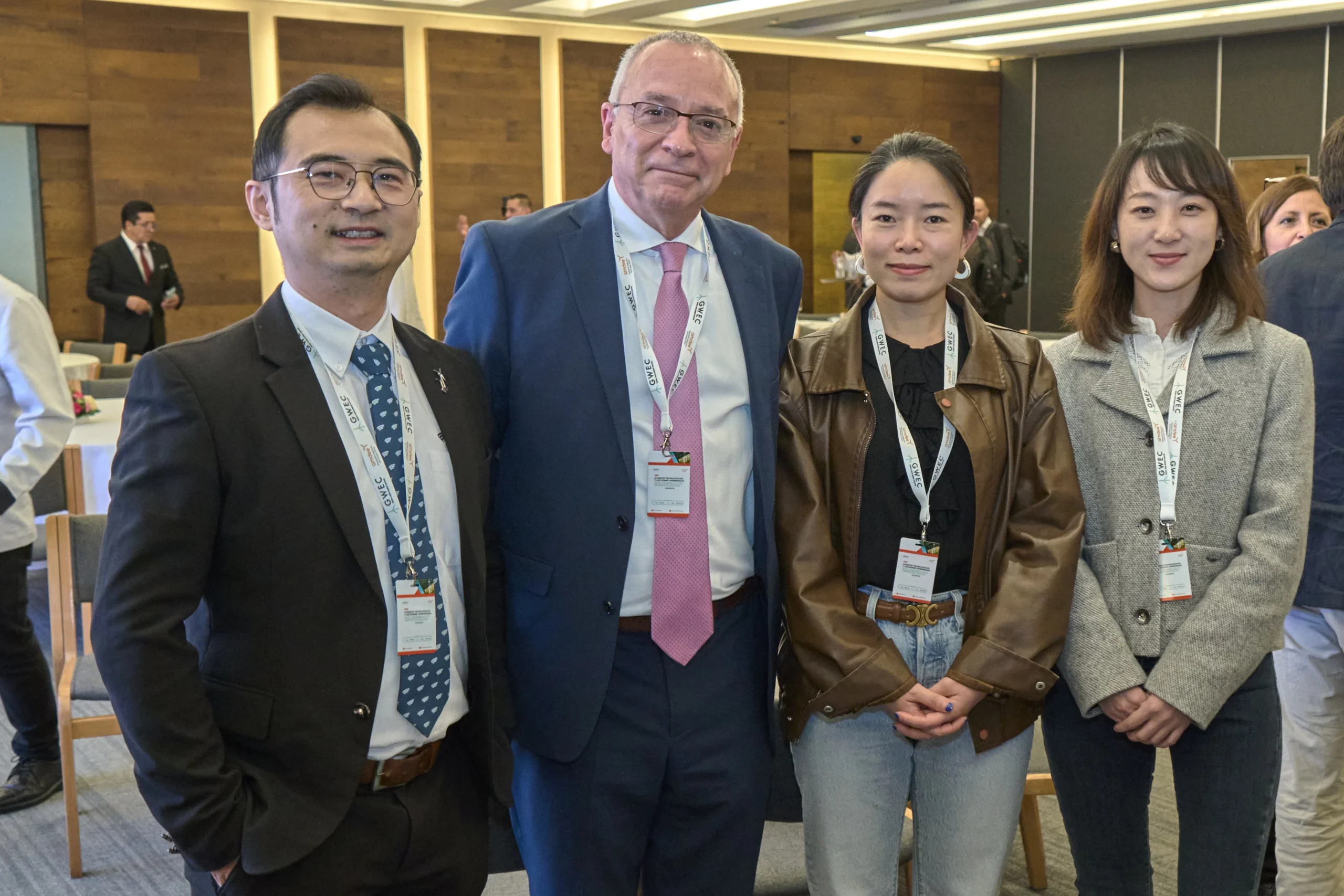 AMDEE