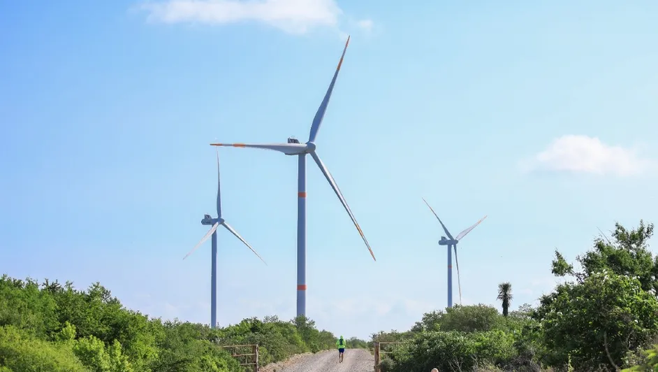 Invierten en parque eólico en Oaxaca